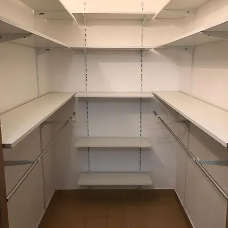 за братя миладинови 2 Lejlighed *